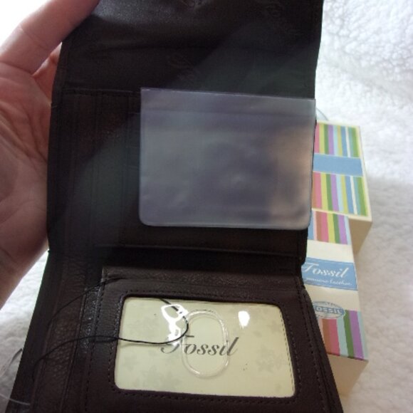 E-152 NIB FOSSIL WOMENS ESP POP STITCH TRIFOLD WALLET - Picture 6 of 12